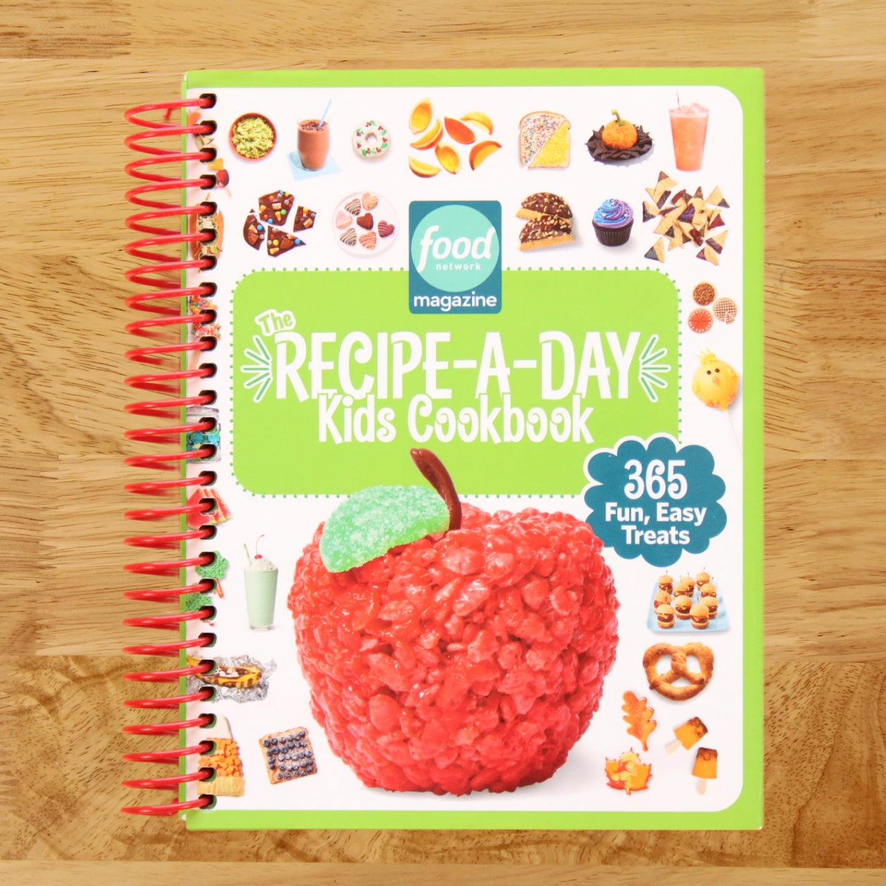 Food Network Magazine The Recipe-A-Day Kids Cookbook: 365 Fun, Easy Treats (Food Network Magazine's Kids Cookbooks)