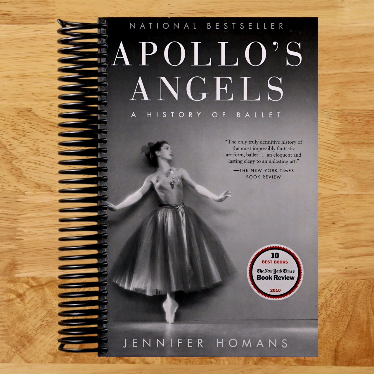 Apollo's Angels: A History of Ballet (Spiral bound) Happy Coil spiral bound book