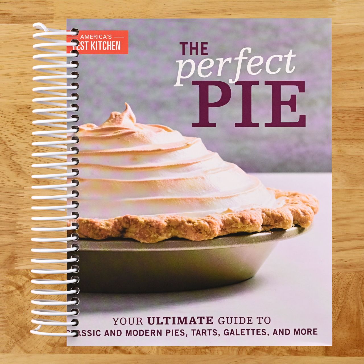 The Perfect Pie: Your Ultimate Guide to Classic and Modern Pies, Tarts, Galettes, and More (Perfect Baking Cookbooks) (Spiral bound) Happy Coil spiral bound book