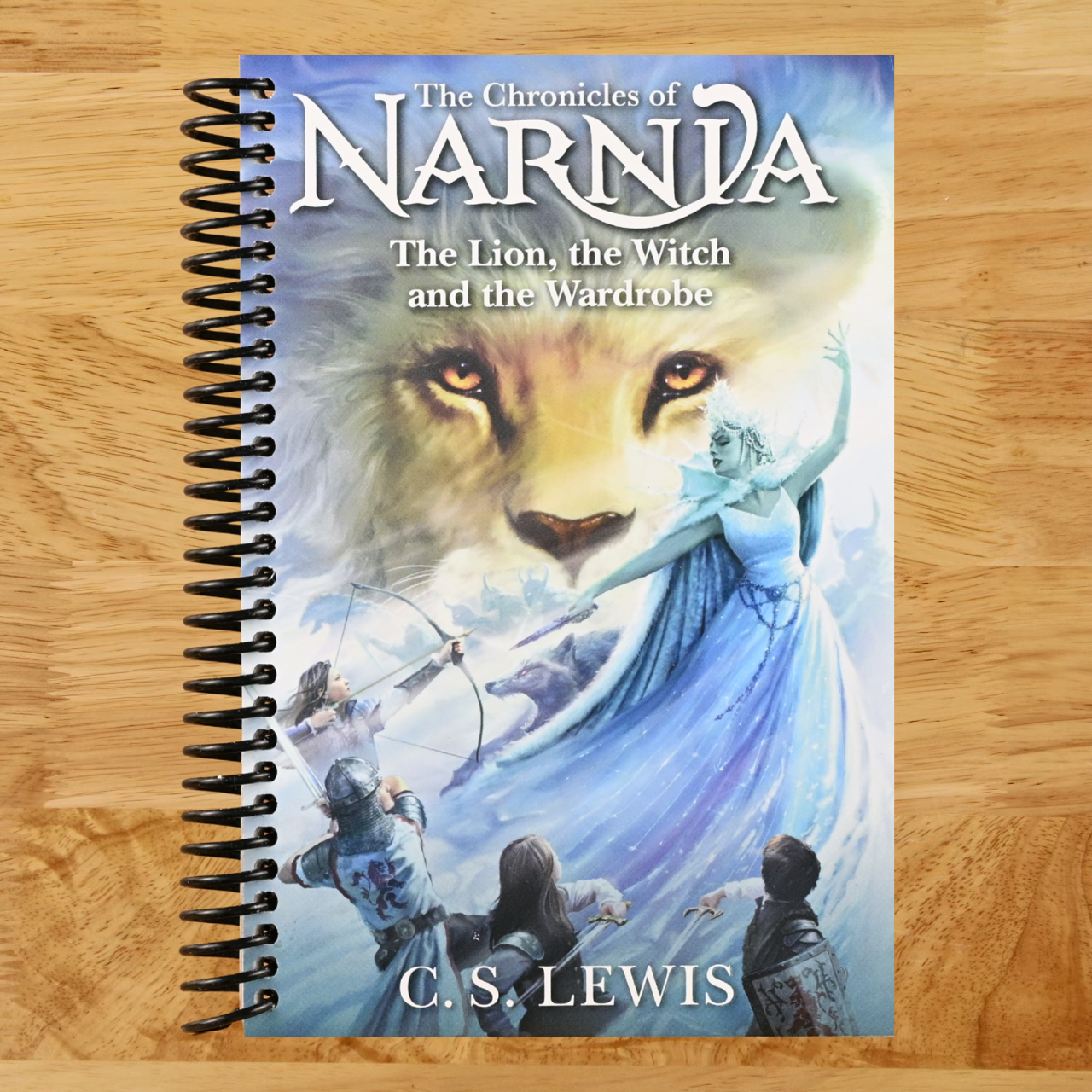 The Lion, the Witch and the Wardrobe: Classic Fantasy Tale for Kids (Spiral bound) Happy Coil spiral bound book