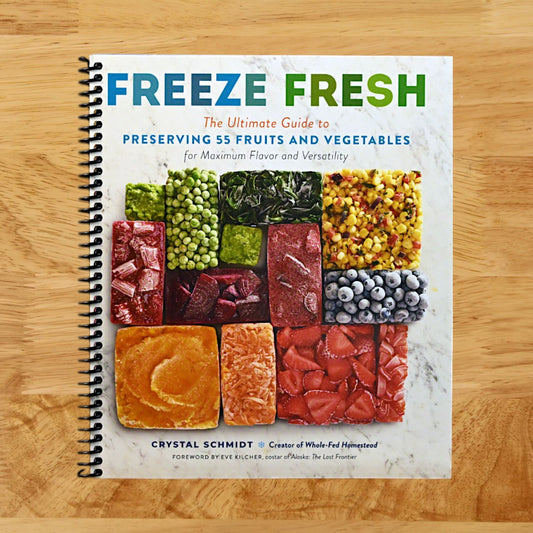 Freeze Fresh: The Ultimate Guide to Preserving 55 Fruits and Vegetables for Maximum Flavor and Versatility (Spiral bound) Happy Coil spiral bound book