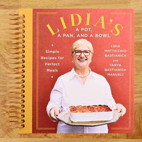 Lidia's a Pot, a Pan, and a Bowl: Simple Recipes for Perfect Meals: A Cookbook   (Spiral bound)