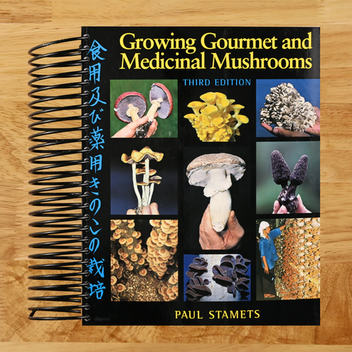 Growing Gourmet and Medicinal Mushrooms   (Spiral bound)