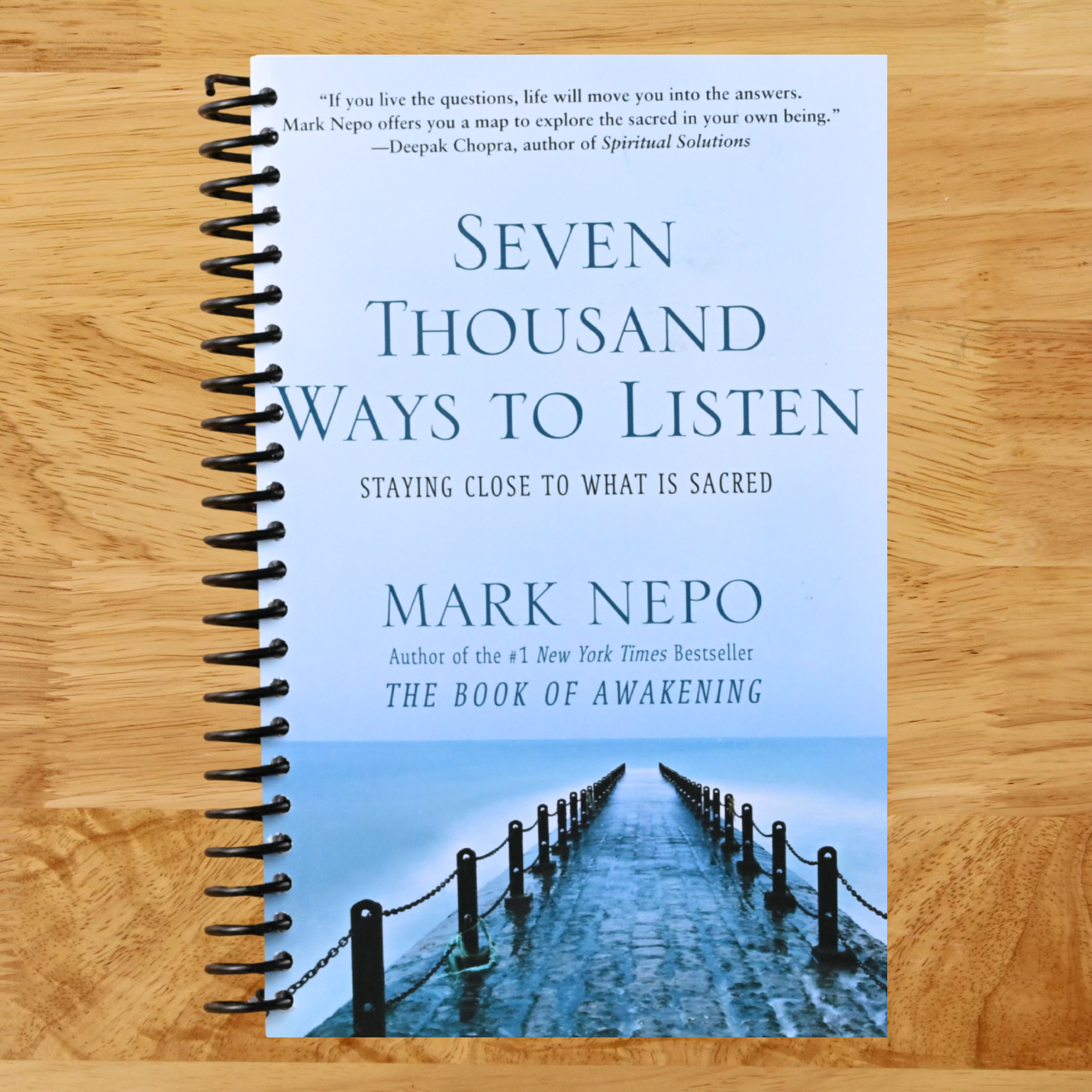 Seven Thousand Ways to Listen: Staying Close to What Is Sacred  (Spiral bound)