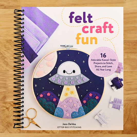 Felt Craft Fun: 16 Adorable Kawaii-Style Projects to Stitch, Share, and Love All Year Long (Spiral bound) Happy Coil spiral bound book