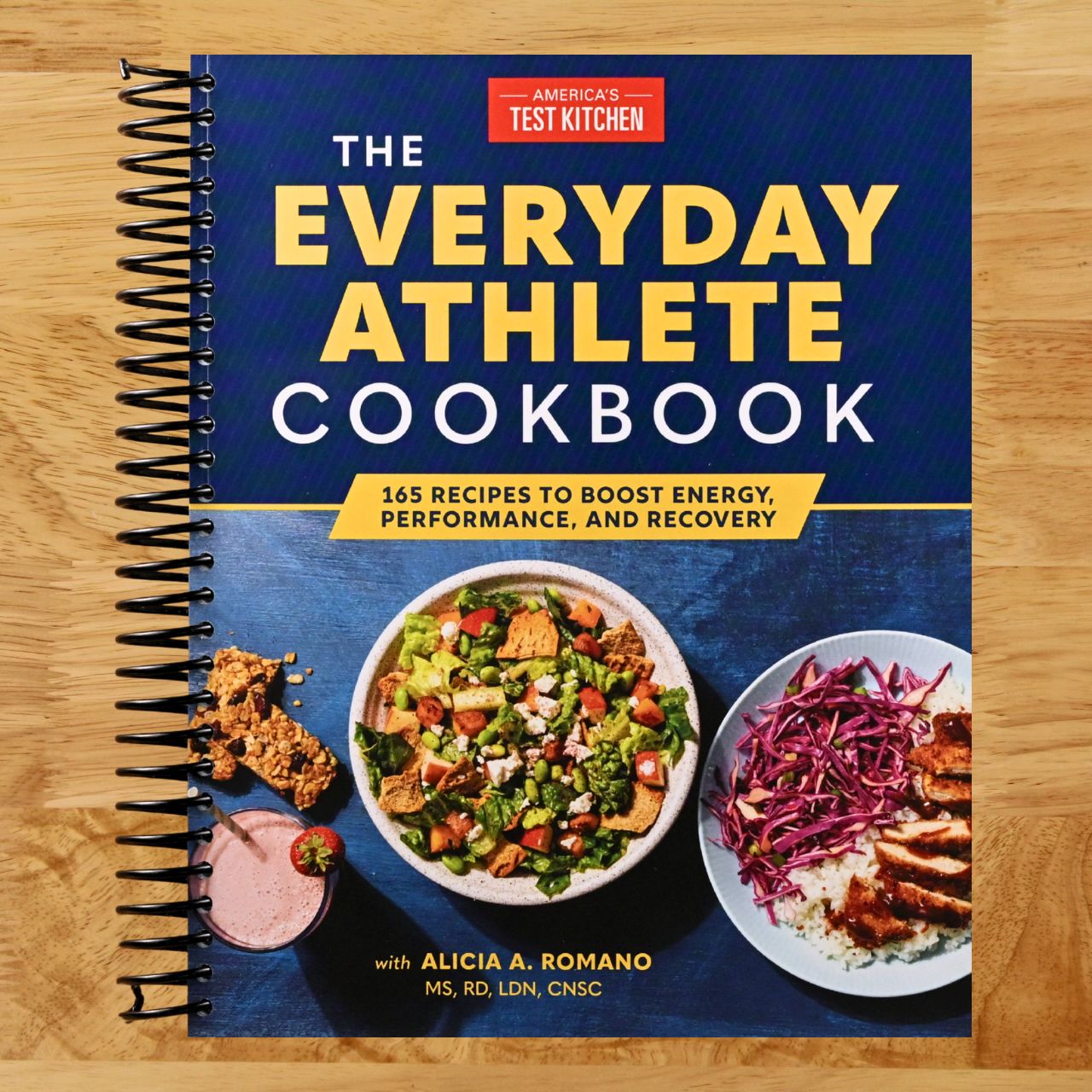 The Everyday Athlete Cookbook: 165 Recipes to Boost Energy, Performance, and Recovery (Spiral bound) Happy Coil spiral bound book